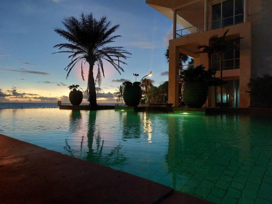 Karon Sea View Beach Apartment Exteriör bild