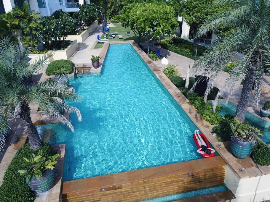 Karon Sea View Beach Apartment Exteriör bild